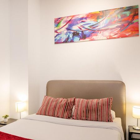 Apartamentos San Leandro, Centro อาลิกันเต ภายนอก รูปภาพ
