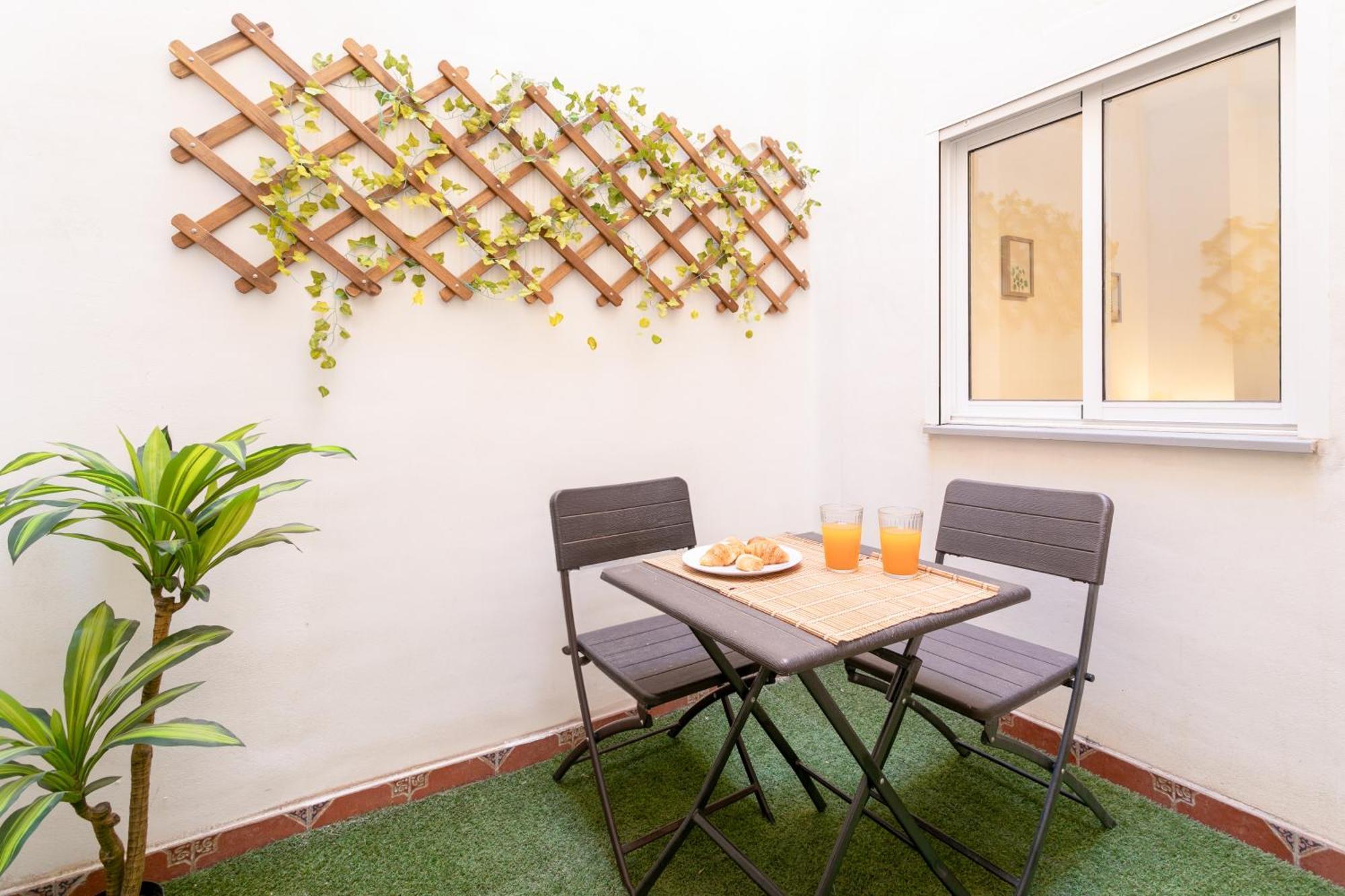 Apartamentos San Leandro, Centro อาลิกันเต ภายนอก รูปภาพ