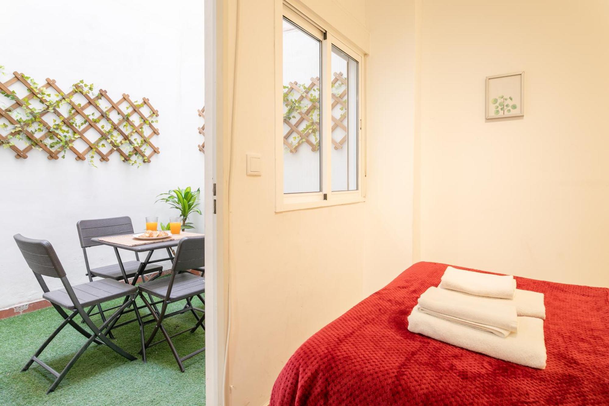 Apartamentos San Leandro, Centro อาลิกันเต ภายนอก รูปภาพ