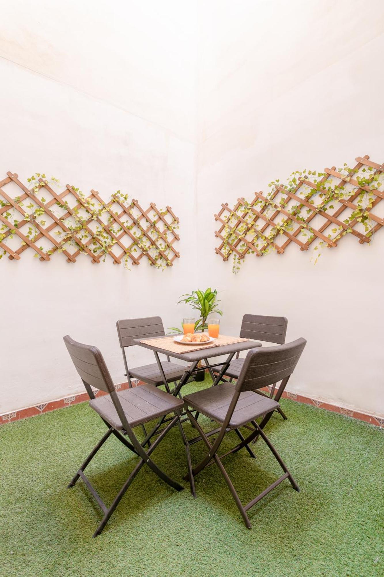 Apartamentos San Leandro, Centro อาลิกันเต ภายนอก รูปภาพ