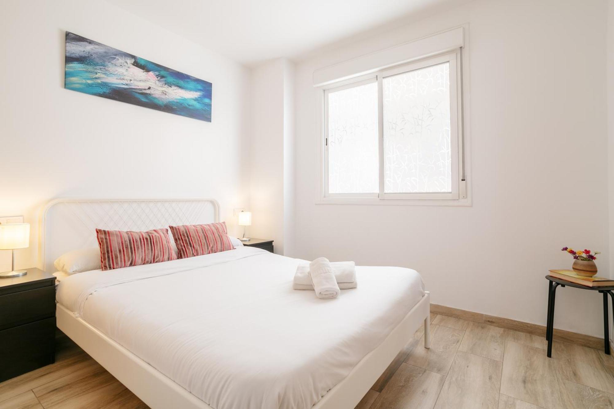 Apartamentos San Leandro, Centro อาลิกันเต ภายนอก รูปภาพ