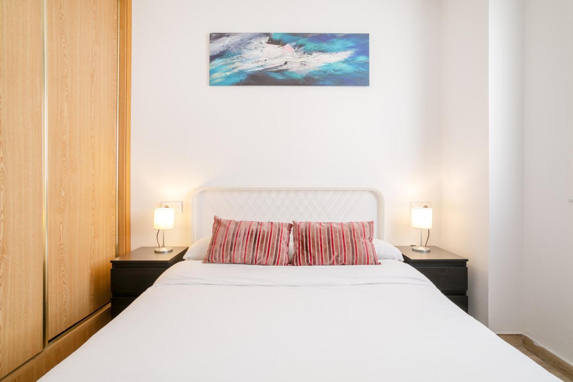 Apartamentos San Leandro, Centro อาลิกันเต ภายนอก รูปภาพ