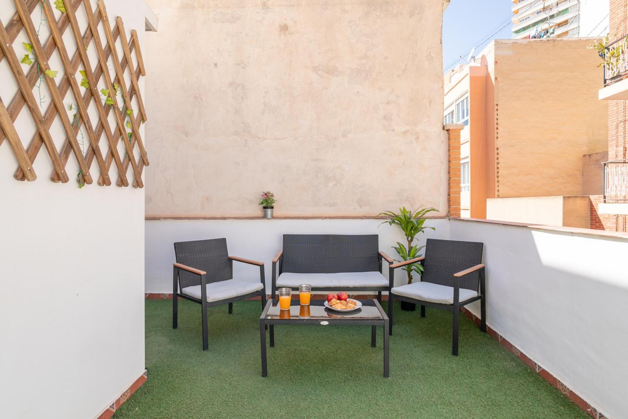 Apartamentos San Leandro, Centro อาลิกันเต ภายนอก รูปภาพ